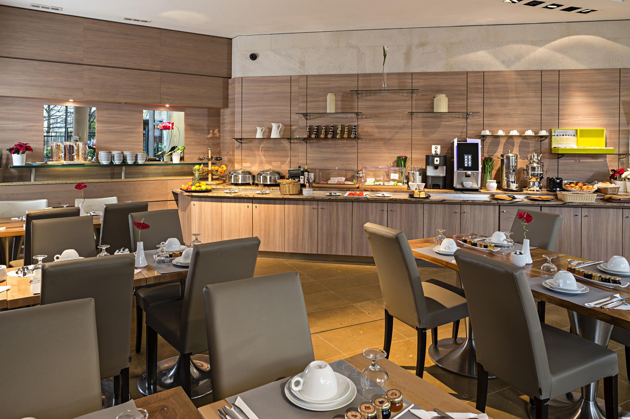 รีซิดโฮม ปาร์ค ดู มิลเลนแนร์ Aparthotel กูร์เบอวัวร์ ภายนอก รูปภาพ
