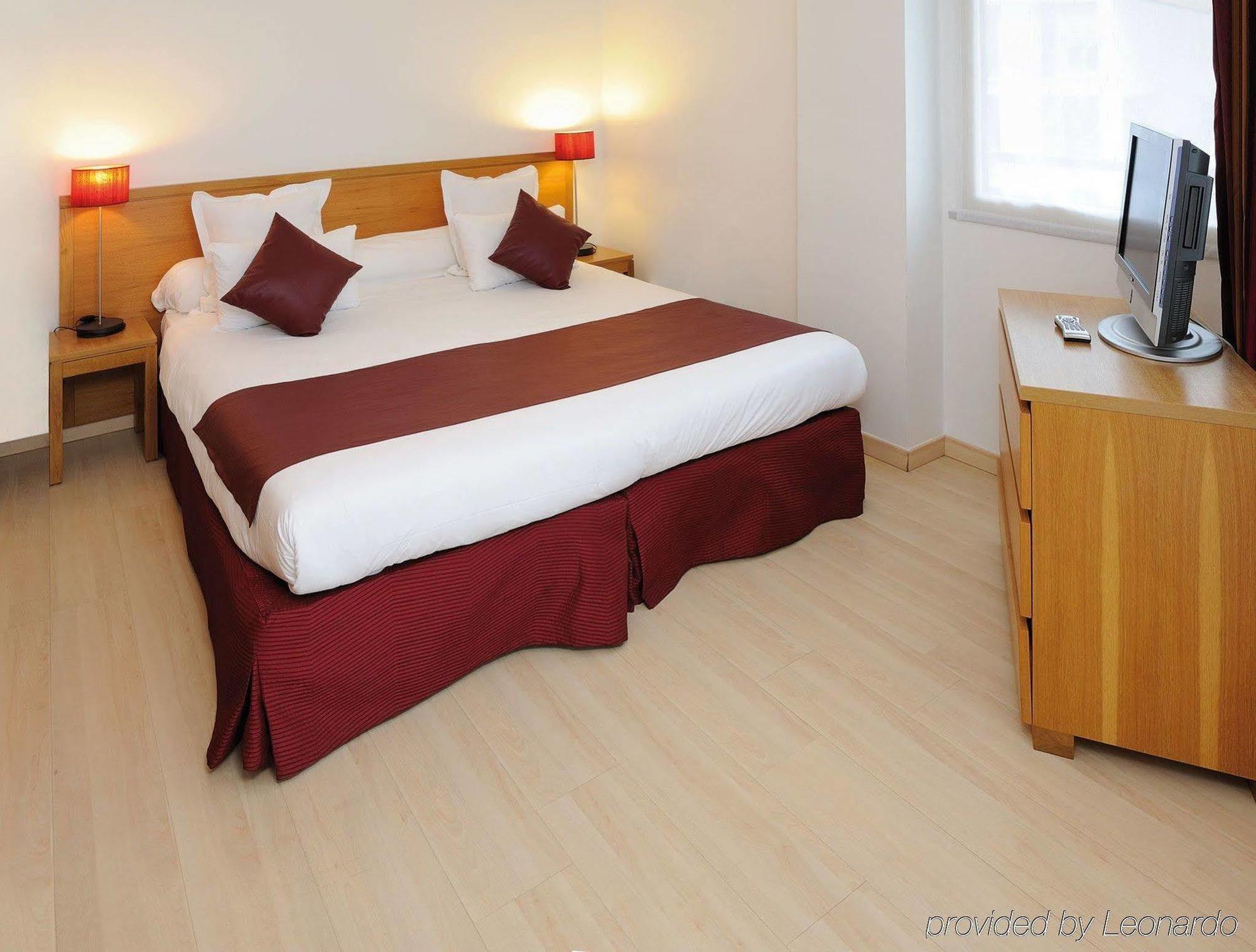 รีซิดโฮม ปาร์ค ดู มิลเลนแนร์ Aparthotel กูร์เบอวัวร์ ห้อง รูปภาพ
